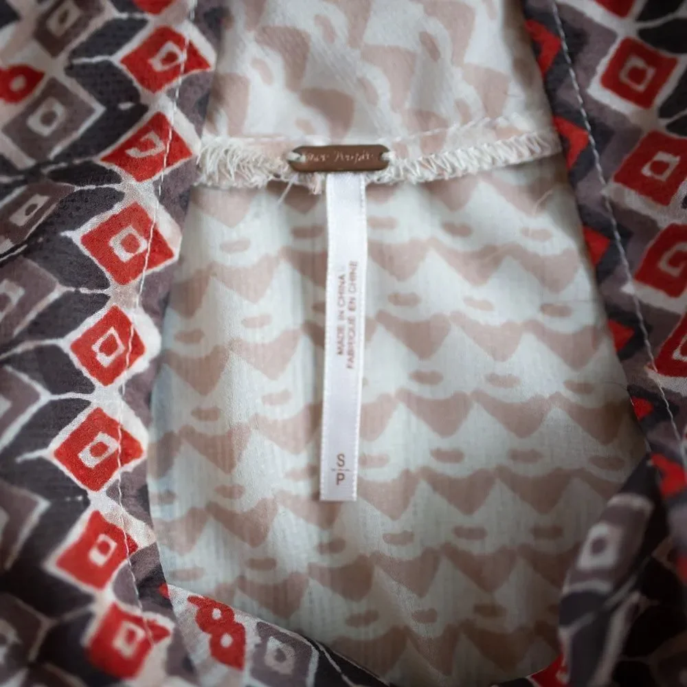 Free People- BOHO Sheer Dress/ Blouse in like new condition. - Picture 4 of 8